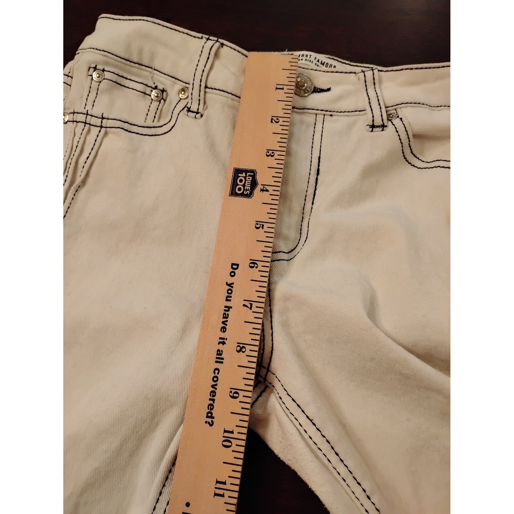 Almost Famous White High Rise Skinny Jeans Black Contrast Stitch Size 5 - Picture 6 of 7